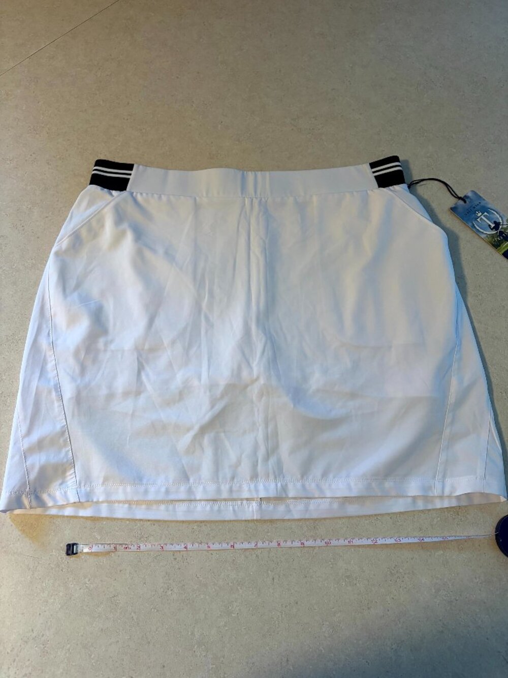 NWT Tee Time Women's Athletic Skort Skirt Size Large White Pockets